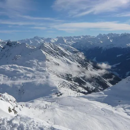 Appartement Carola شقة