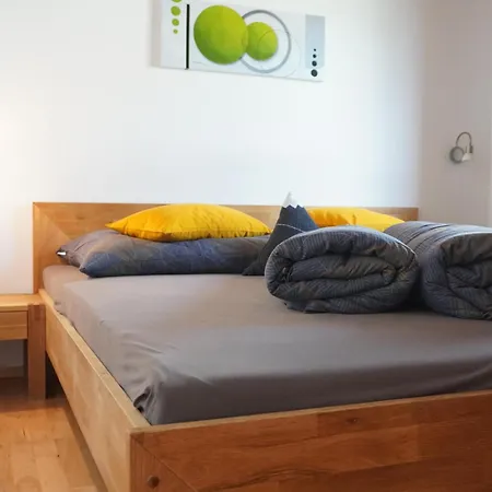 Appartement Carola شقة